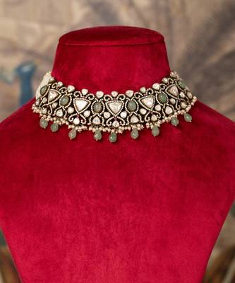 Gold plated  green beads kundan necklace in sterling silver 3