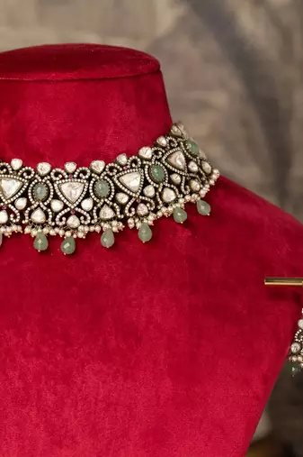 Gold plated  green beads kundan necklace in sterling silver