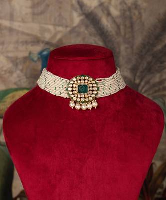 Gold plated  green stone pearl necklace in sterling silver 1
