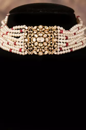 Gold plated  white peals necklace in sterling silver