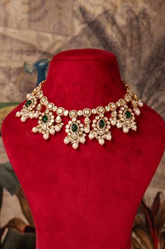 Gold plated  green stone pearl necklace in sterling silver