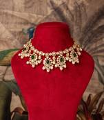 Gold plated  green stone pearl necklace in sterling silver