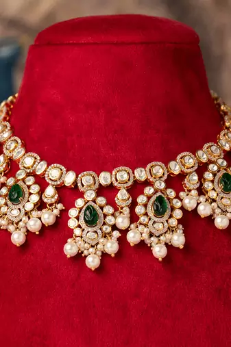 Gold plated  green stone pearl necklace in sterling silver