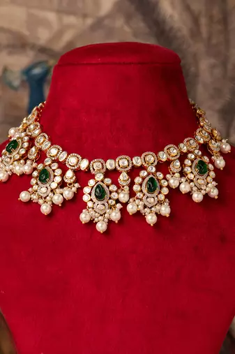 Gold plated  green stone pearl necklace in sterling silver