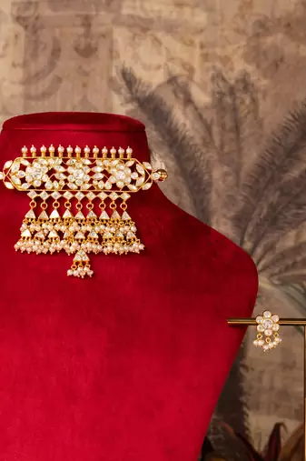 Gold plated   kundan necklace in sterling silver