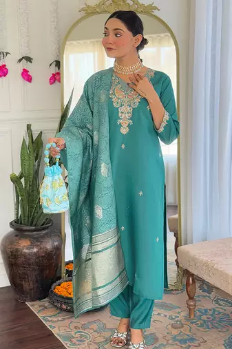 Women’s pure viscose chanderi kurta set with sequin embroidery work