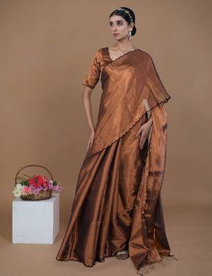 copper handwoven tissue saree with scalloped pallu and border 3