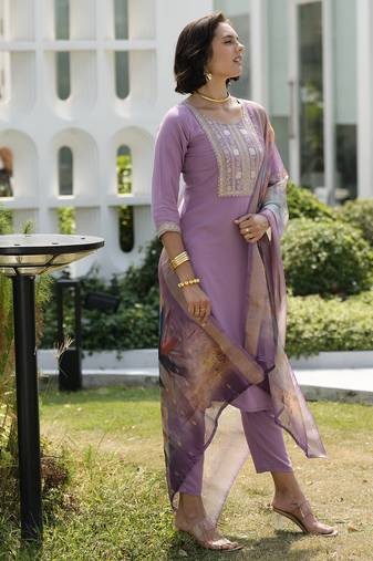 Viscos-rayon with embroidered work party wear kurti set