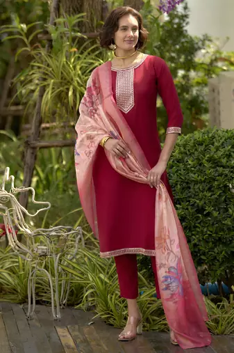 Roman with embroidered work party wear kurti set