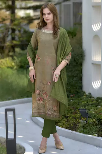 Tissue with floral print and embroidery work kurti set