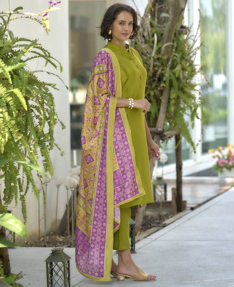Vatican kurta with bottom chinon dupatta