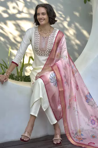 Vatican kurta with bottom organza butti dupatta