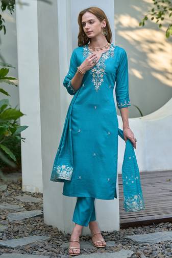 Vatican kurta with bottom chanderi jcard dupatta