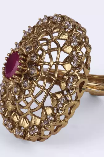 Contemporary round shape gold plated adjustable finger ring for women and girls