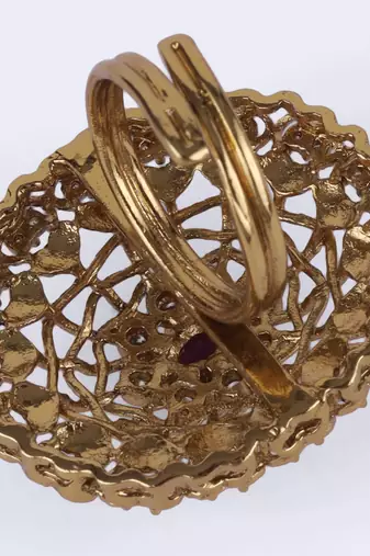 Contemporary round shape gold plated adjustable finger ring for women and girls