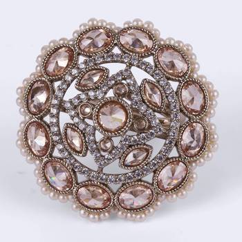 gold plated brass ring with round shape design 5