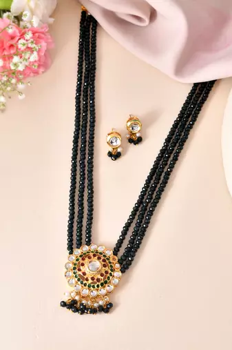 Kundan jewellery set for women