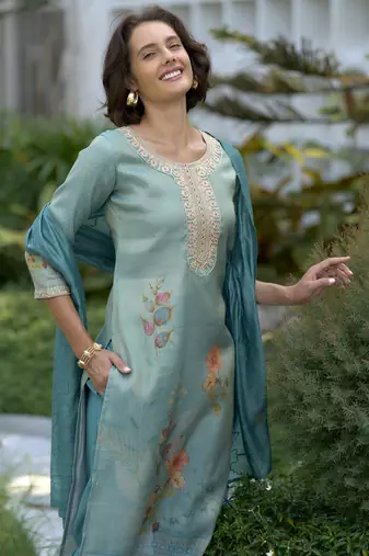 Tissue with floral print and embroidery party wear kurti set