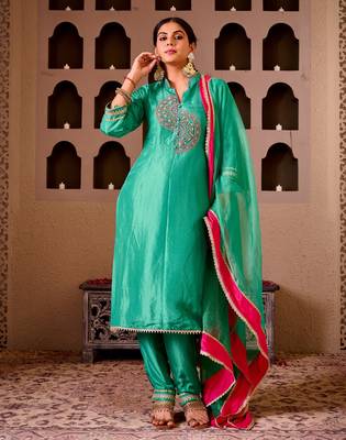 Krishika emerald green silk hand embroidered suit set 3