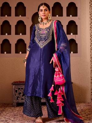 Ashnoor navy blue silk hand embroidered suit set 4