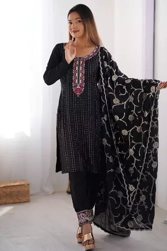 Beautiful New Arrival Stylish Suit Set Designer Suit With Dupatta Party Wear Suit