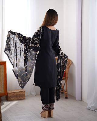  New Arrival Stylish Suit Set Designer Suit With Dupatta Party Wear Suit 4