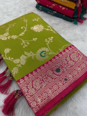 Parrot green soft silk blend saree with zari weaving meenakari design 3