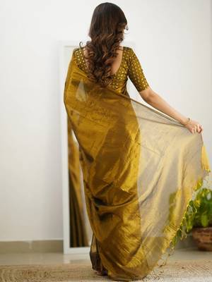 Trendmalls Gold tissue cotton handloom saree with unstitched blouse piece 2