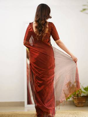 Red tissue cotton handloom saree with unstitched blouse piece 2
