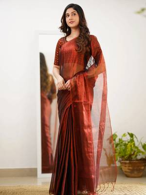 Red tissue cotton handloom saree with unstitched blouse piece 6