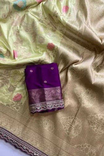 parrot green dola silk blend zari weaving saree