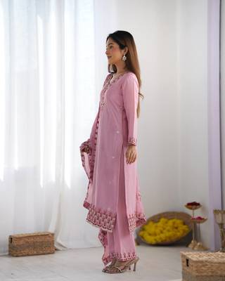 Party Wear Look Suit Set New Arrival Stylish Suit Set With Dupatta 3