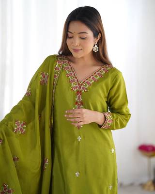 Green Designer Suit Set With Dupatta Stitched Kurti Set With Dupatta 2
