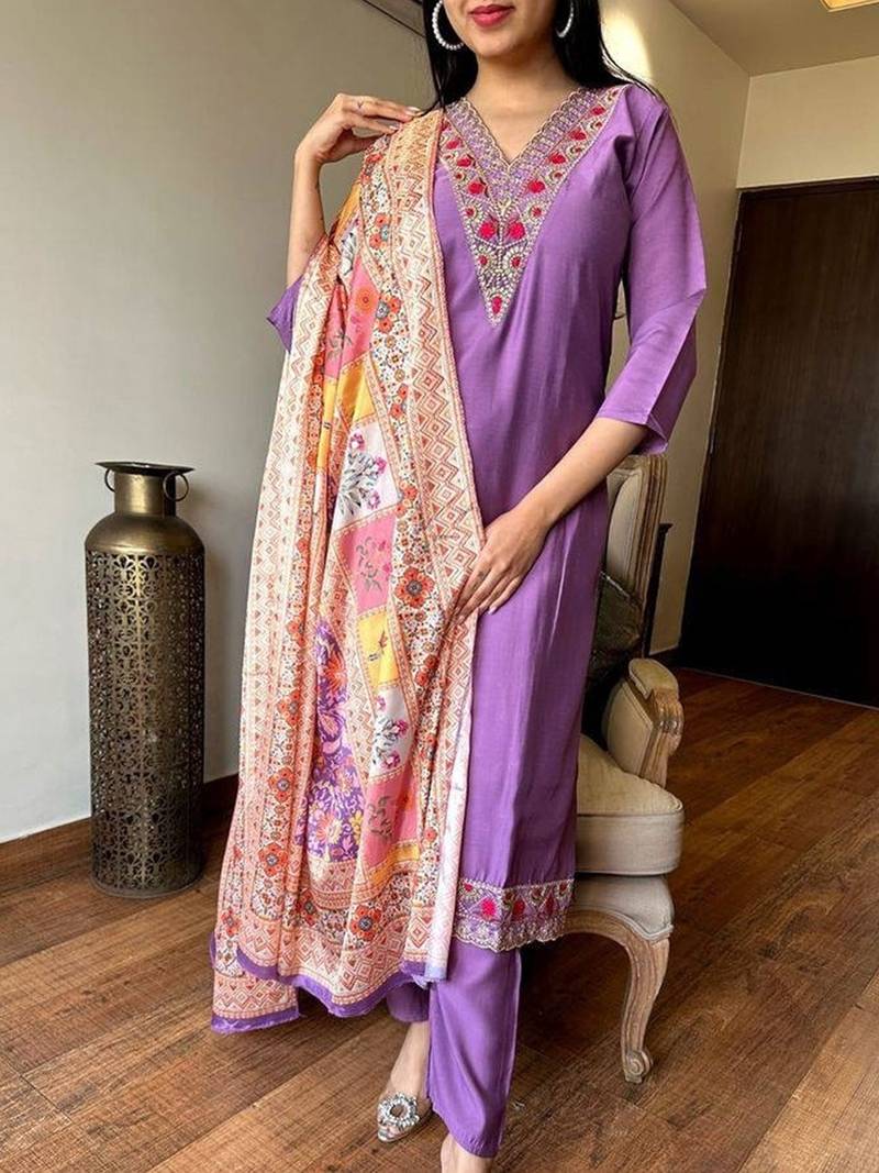 Lavender viscose chanderi heavy thread embroidery work with printed dupatta kurta pant set