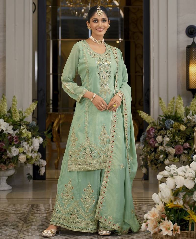 Tansu fern green embroidered cotton kurta sets