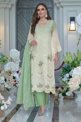Kaynat fern green embroidered blended kurta sets