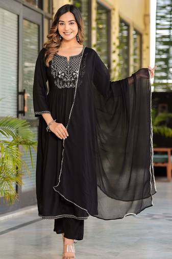 Elegant black embroidered kurta set with dupatta