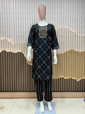 black printed kurta set with embroidered  2