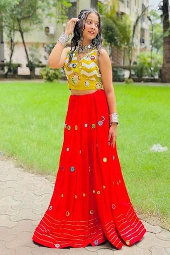 Red Color Multi Work Heavy Lace Readymade Chaniya for Navratri