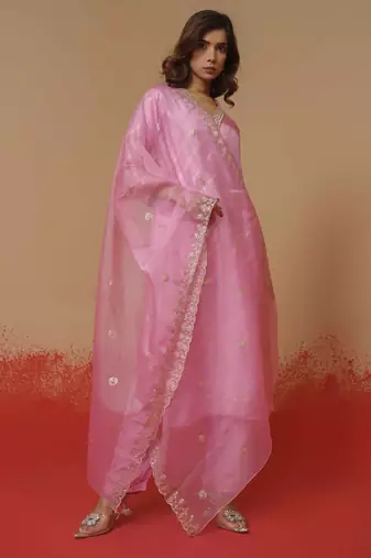 Tashvika blush pink embroidered cotton silk kurta sets