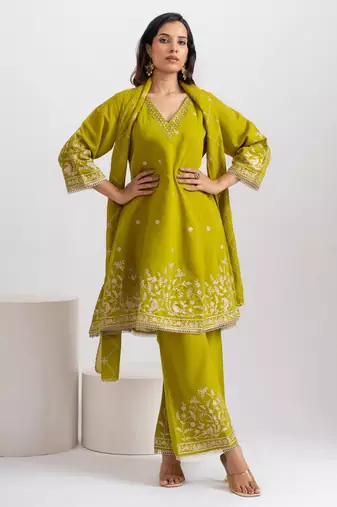 Parikrama fern green embroidered chanderi kurta sets