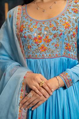 Blue embroidered satin anarkali set 3