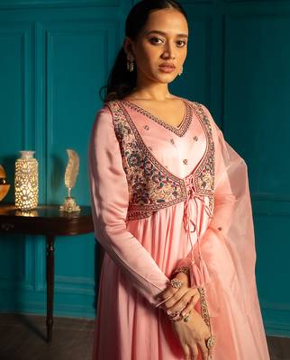 Pink embroidered satin anarkali set 3