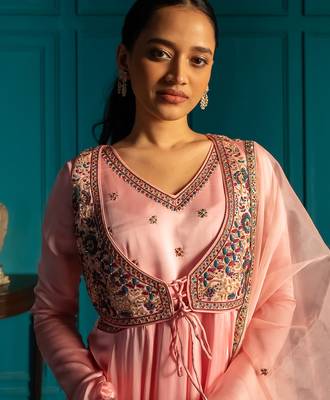 Pink embroidered satin anarkali set 4