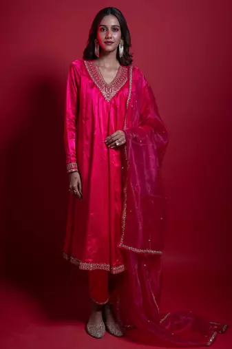 Pink embroidered silk kurta set 