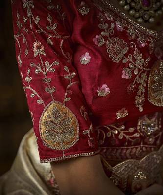 cream Silk Blend blend wedding saree 4
