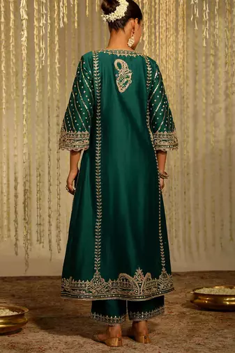 Green embroidered chanderi silk kurta set