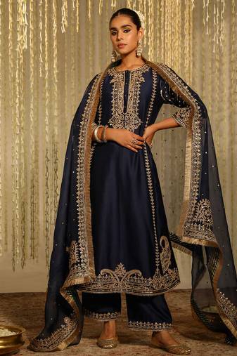 Blue embroidered chanderi silk kurta set