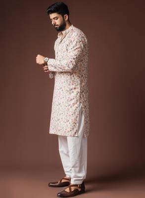 White color blended linen weaved kurta for mehandi 2