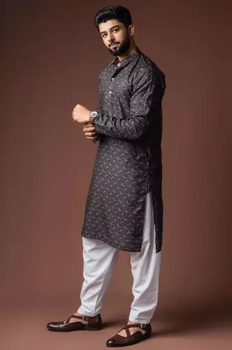 Black color blended linen weaved kurta for festive